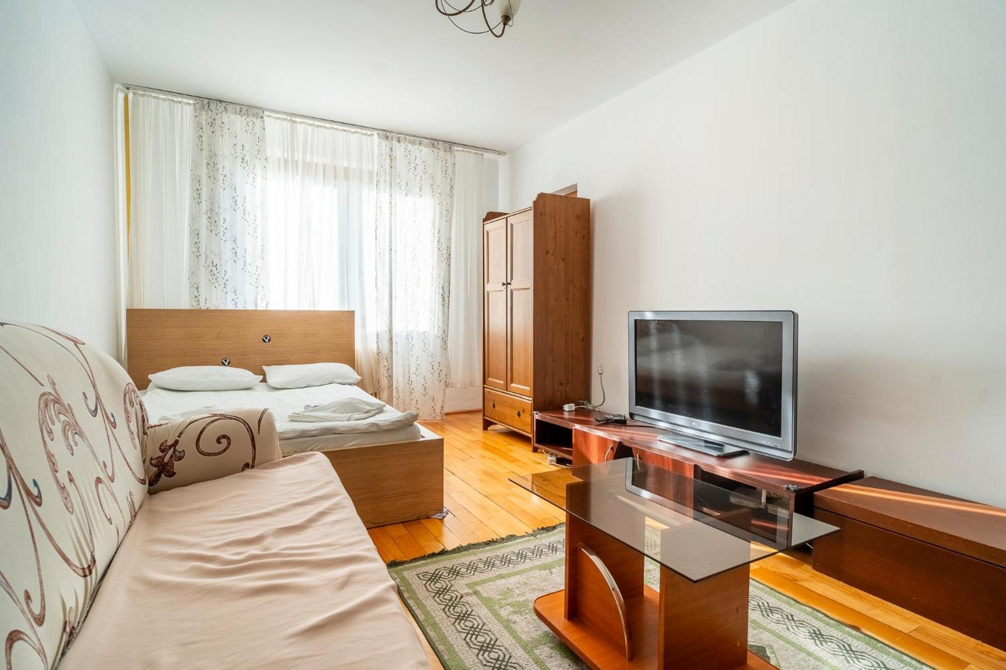Rustic & Spacious 3Br Apartment Bucureşti Eksteriør bilde